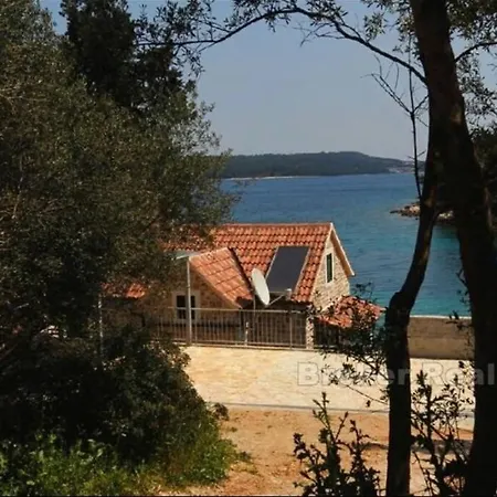 Mala Dora Villa