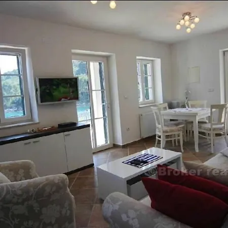 Villa Mala Dora
