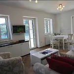 Villa Mala Dora