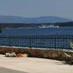 Mala Dora Villa *